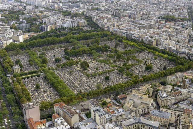 Pére Lachaise Private Tour